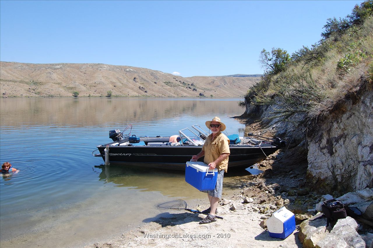 Rufus Woods Lake Report, Douglas County, WA NWFR
